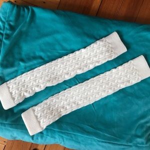 Cream leg/arm warmers
